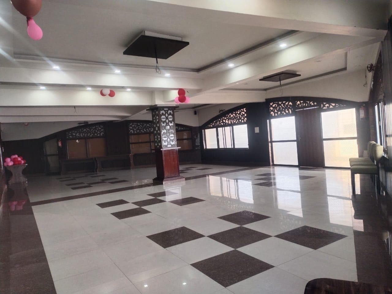 Events & Banquets 28