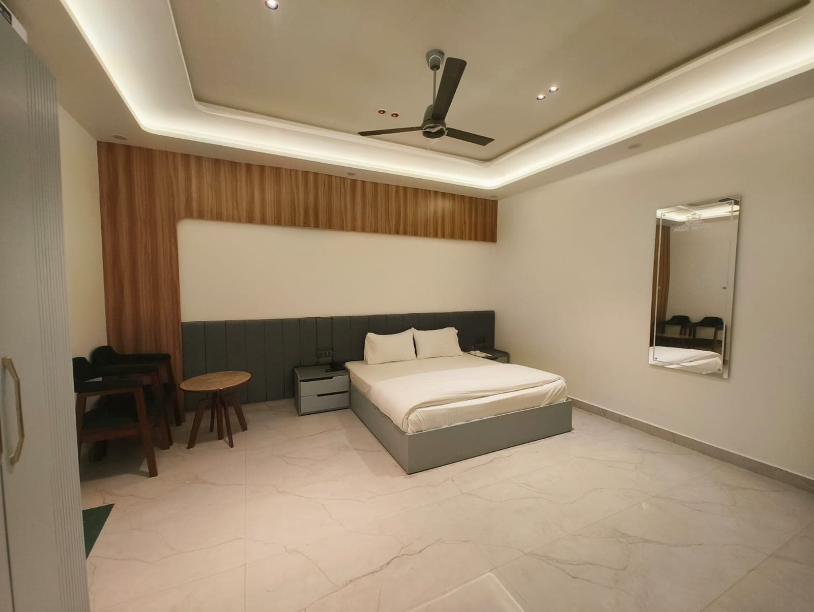 Rooms 11